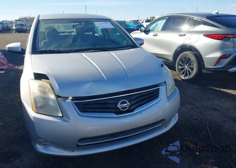2011 Nissan Sentra 2.0S z USA, uszkodzony, nr VIN 3N1AB6AP3BL640239